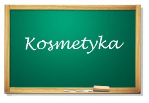 tablica szkolna z napisem kosmetyka